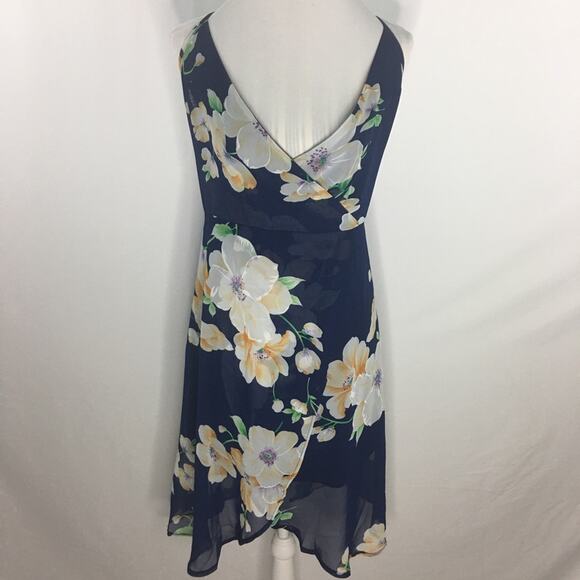 NWT Livagirl Women's Floral Dress Size Large - Picture 3 of 9